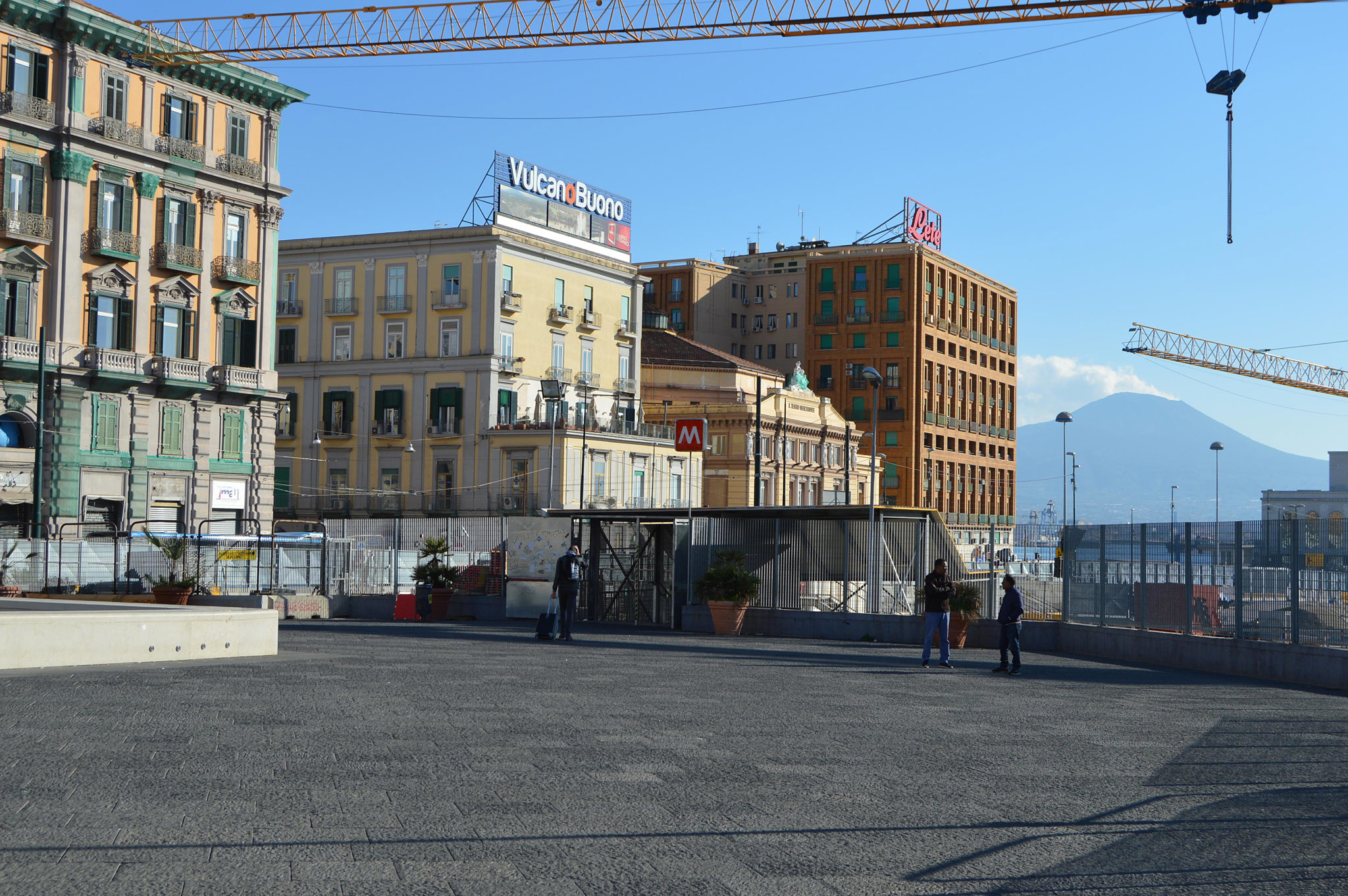 Piazza Municipio, Napoli